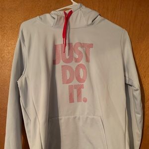 Nike women’s hoodie